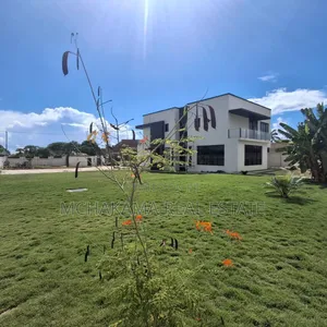 5bdrm House in Mchakama  Real, Mbweni for sale