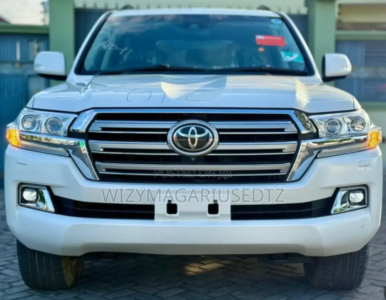 Toyota Land Cruiser 2020 White