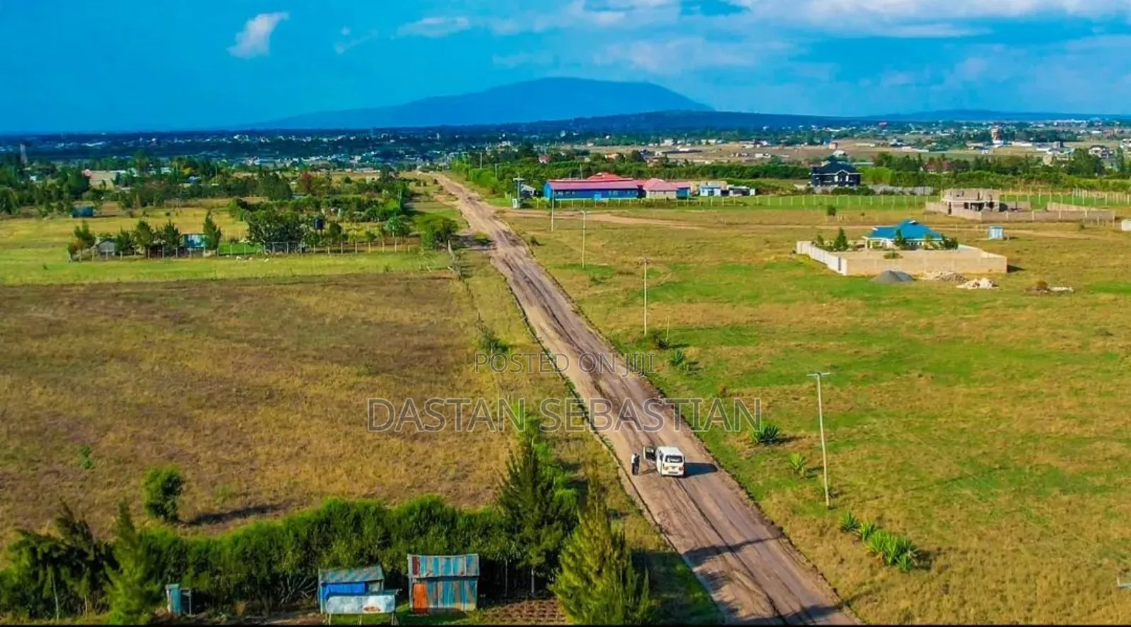 Boma Ng'ombe Kwa Wasomali Stendi Mita 50 Toka Lami