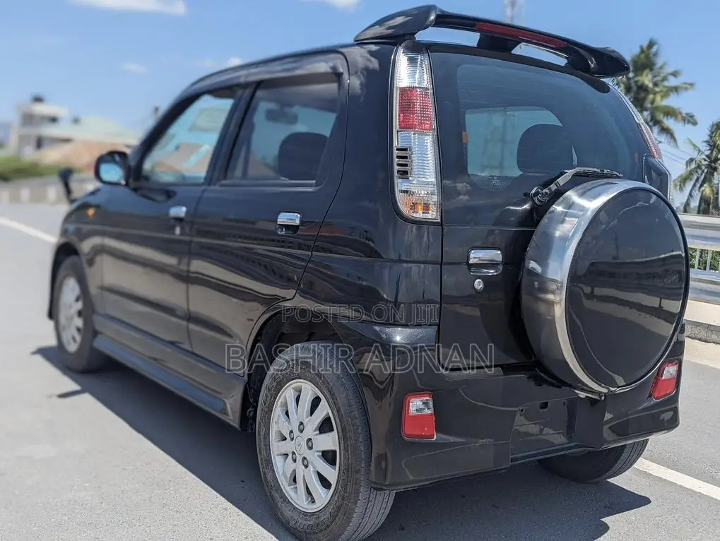 Daihatsu Terios 2012 Black