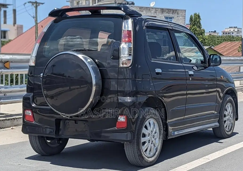Daihatsu Terios 2012 Black