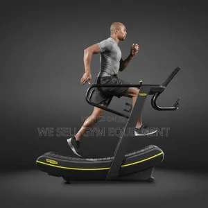 Curved Treadmill Does Not Use Electricity