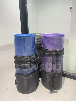 Yoga Mat Ni Nzuri Kwajili Ya Mazoezi