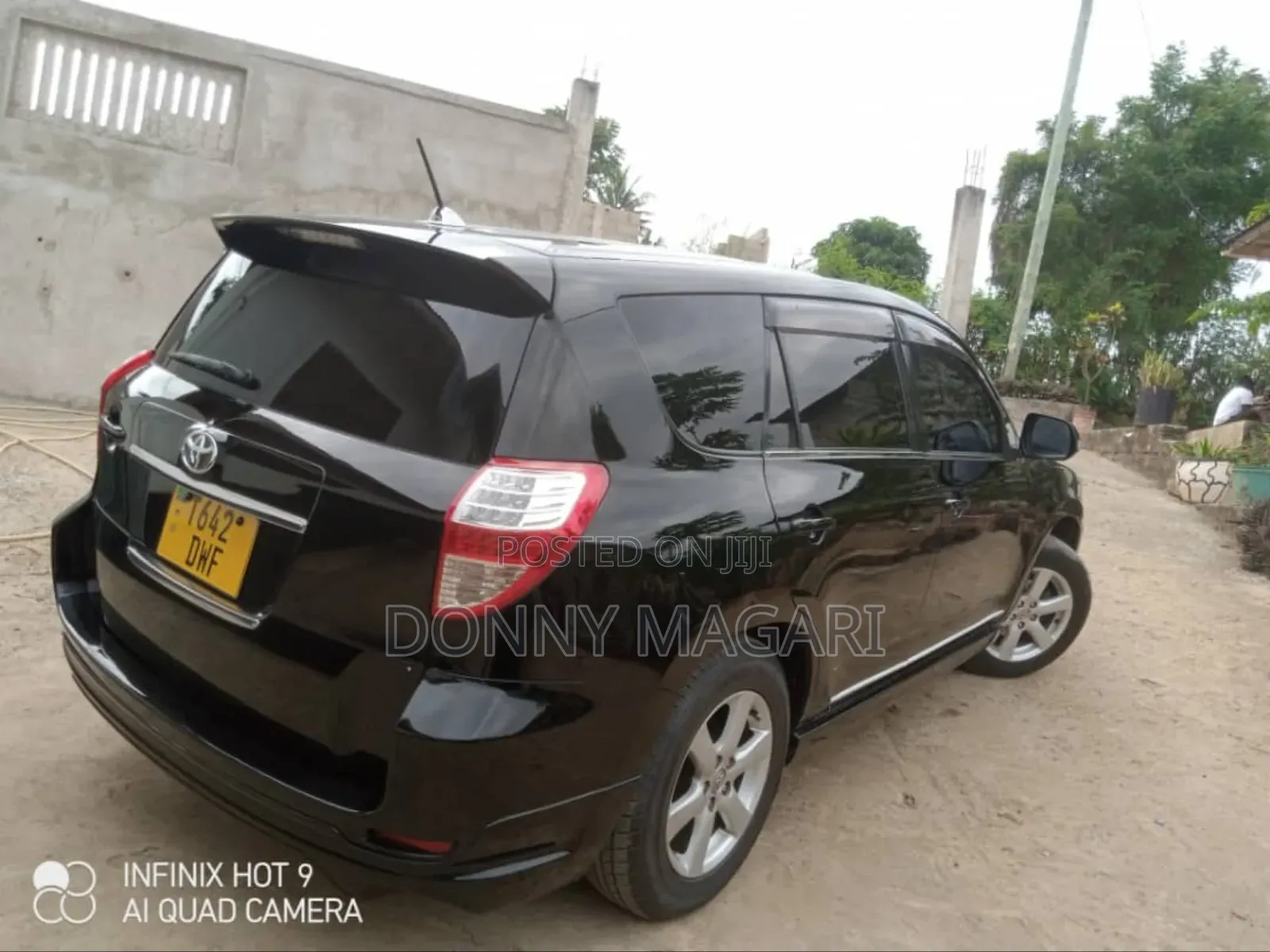 Toyota Vanguard 2010 Black