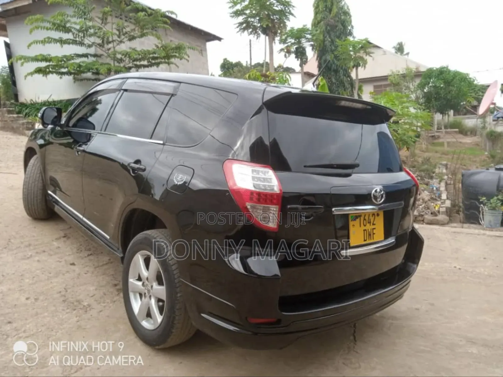 Toyota Vanguard 2010 Black