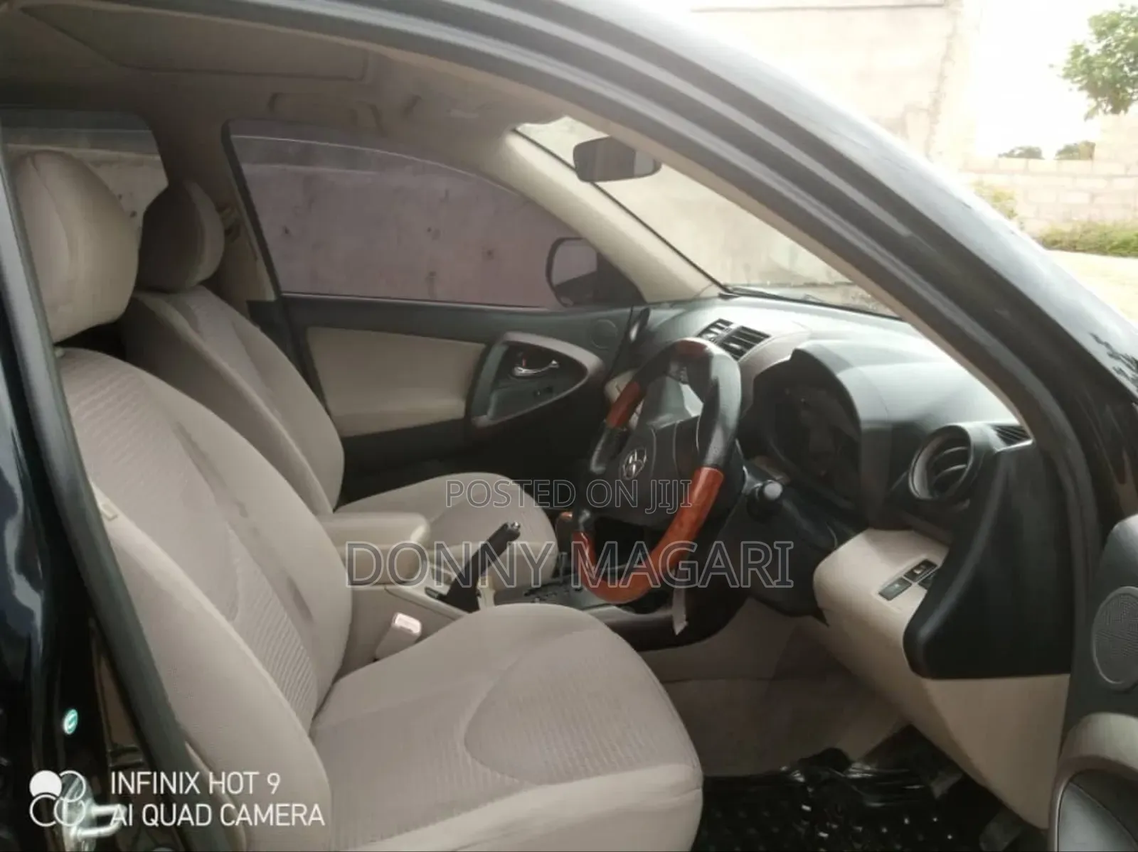 Toyota Vanguard 2010 Black