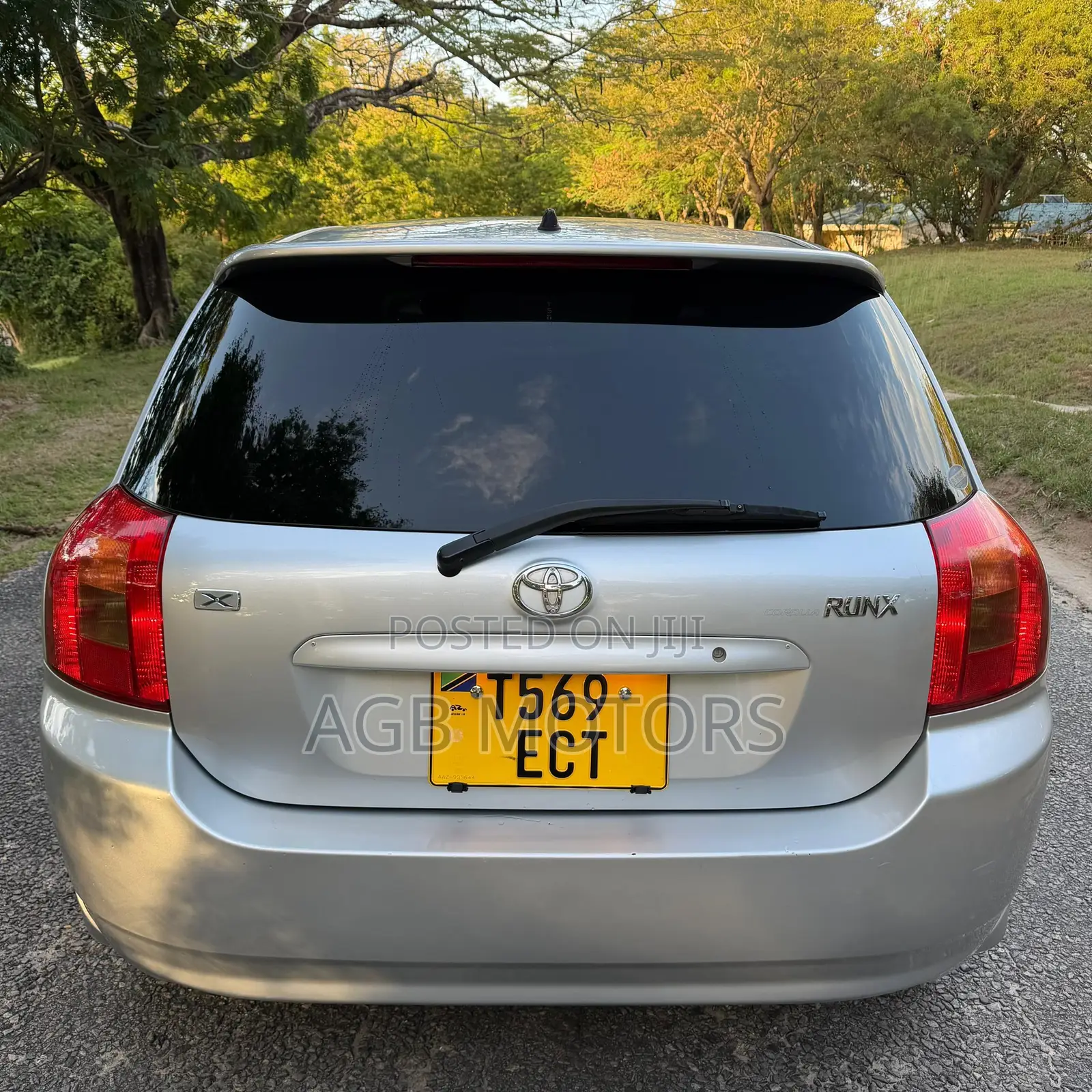 Toyota Corolla RunX 2004 Silver