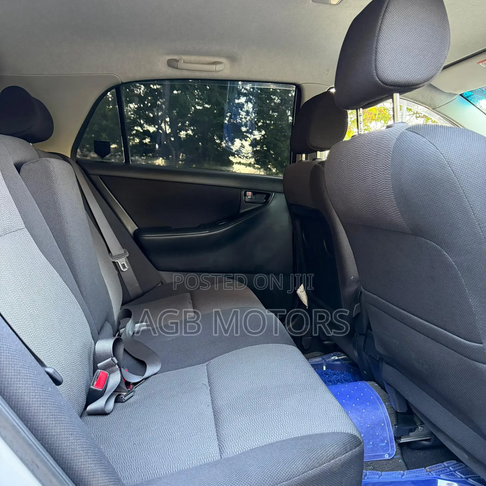 Toyota Corolla RunX 2004 Silver