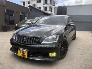 Toyota Crown 2006 Black