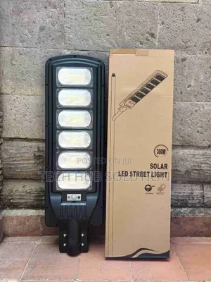 Solar Street Light 300w No Sensor With Lighting Area 400m2