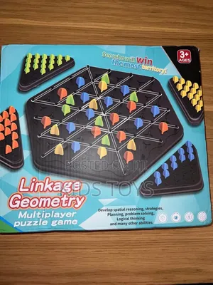 Chain Triangle Chess
