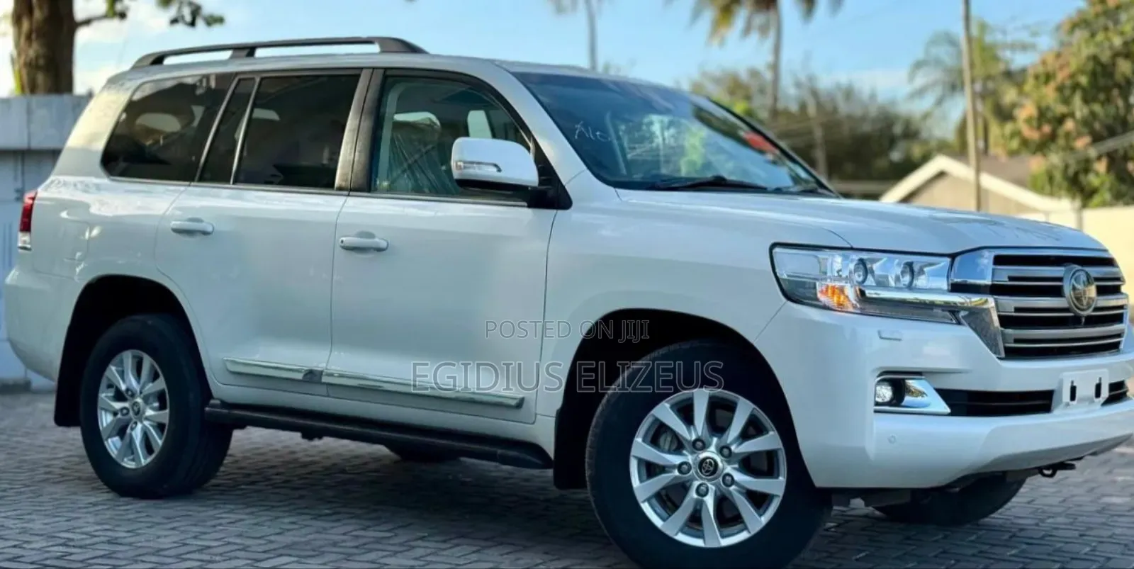 Toyota Land Cruiser Prado 2022 White
