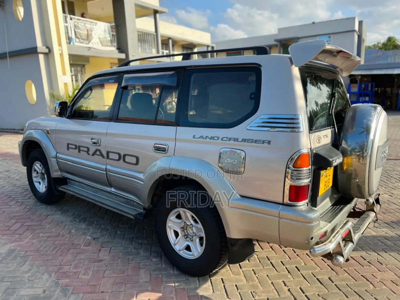 Toyota Land Cruiser Prado 2005 Silver