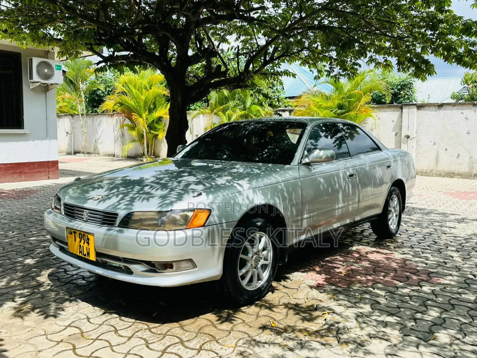 Toyota Mark II 2.0 AWD 2001 Silver
