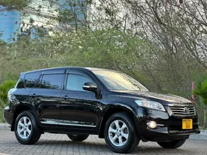Toyota Vanguard 2010 Black
