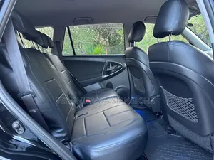 Toyota Vanguard 2010 Black