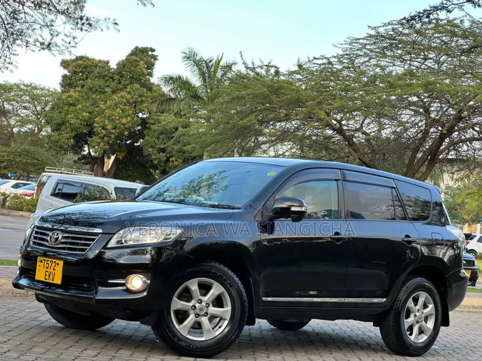 Toyota Vanguard 2010 Black