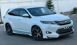 Toyota Harrier 2.0 2015 White