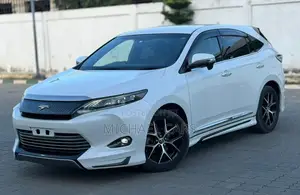 Toyota Harrier 2.0 2015 White