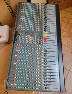Allen Health Mixer 
32- Way vs Yamaha