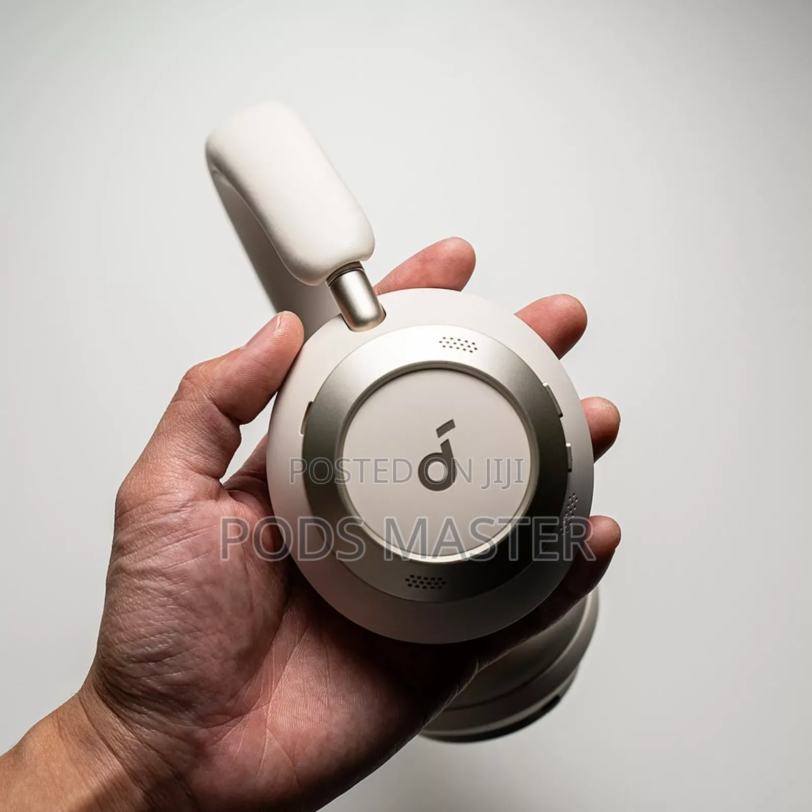Soundcore Space One Pro