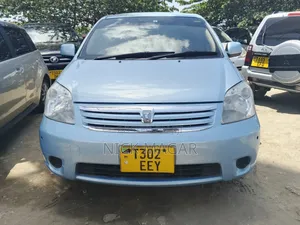 Toyota Raum 2004 Blue