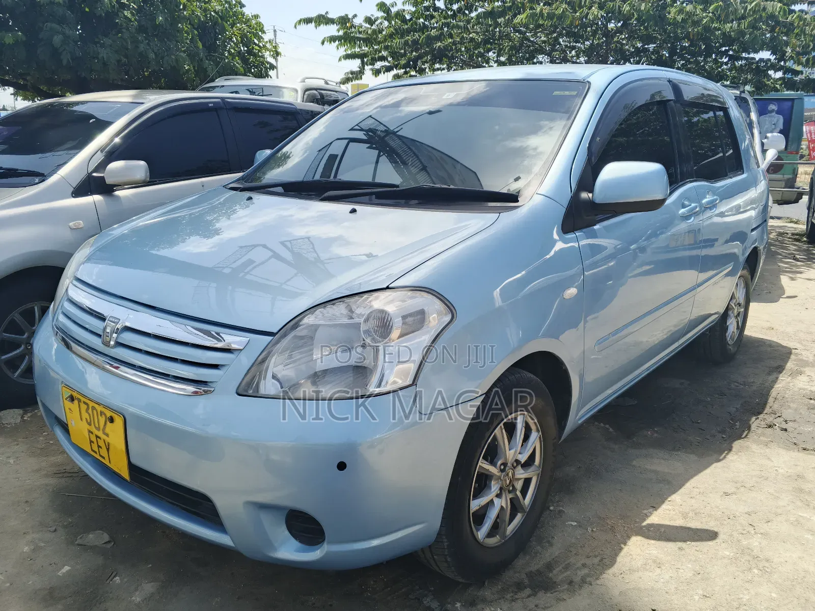 Toyota Raum 2004 Blue