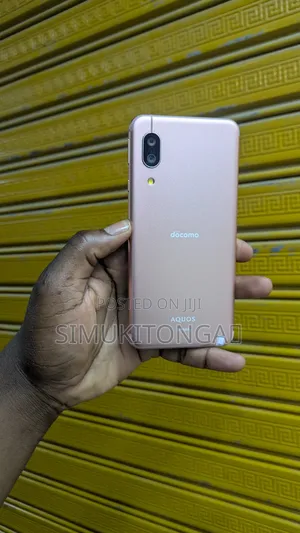 Sharp Aquos Sense 3 SHV45 64 GB