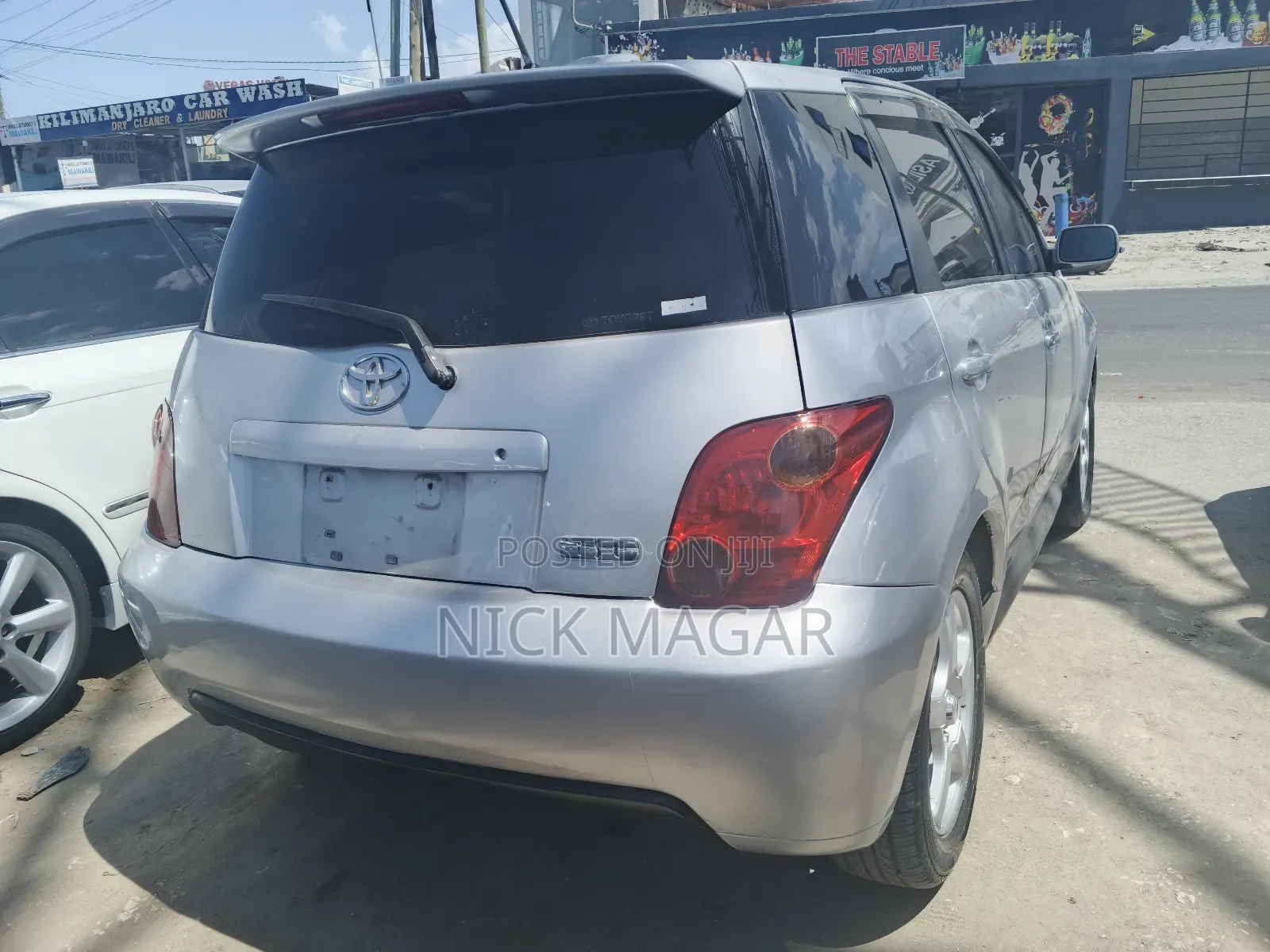 Toyota IST 2004 Silver