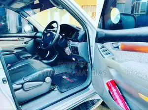 Toyota Land Cruiser Prado 2006 Silver