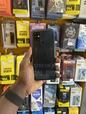 Infinix Hot 10 64 GB Black