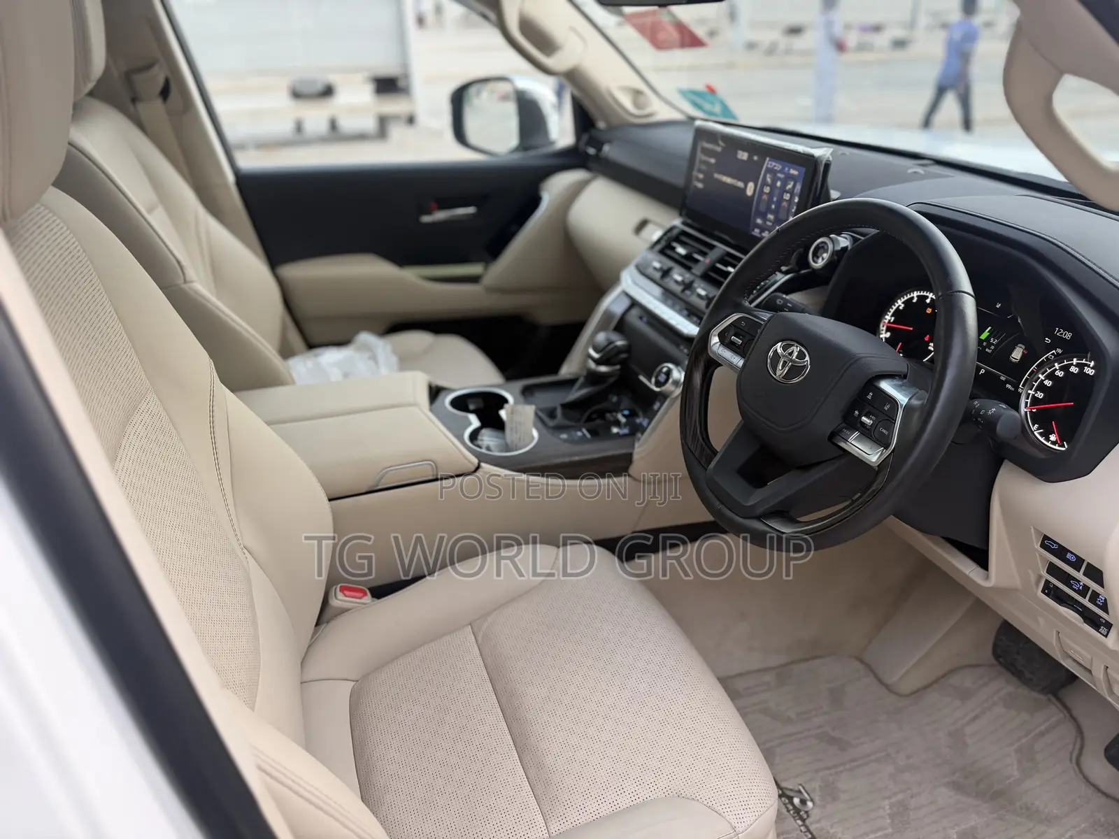 New Toyota Land Cruiser LC300 2024 White
