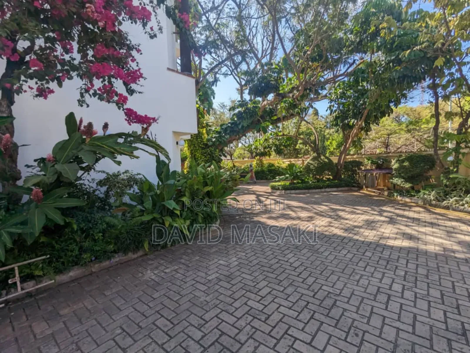Furnished 3bdrm Apartment in Apts, Masaki for rent