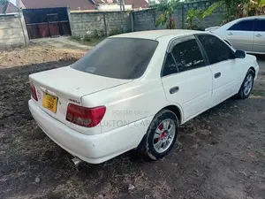 Toyota Carina 2001 White