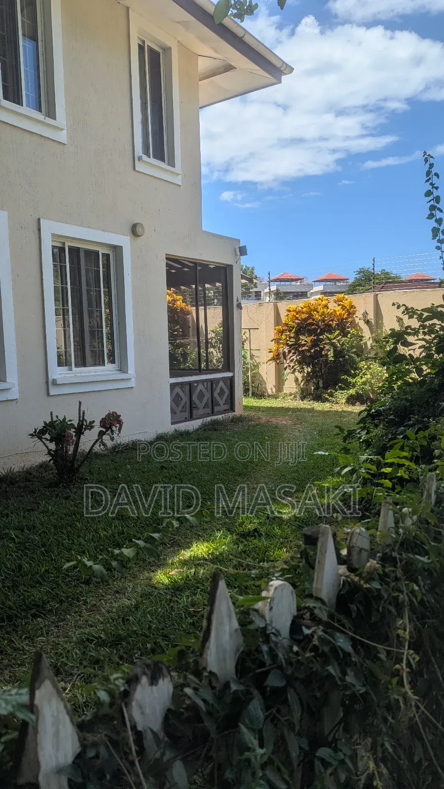Furnished 3bdrm Townhouse / Terrace in The Court, Oyster Bay for rent