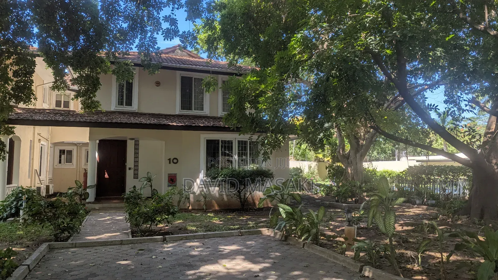 Furnished 3bdrm Townhouse / Terrace in The Court, Oyster Bay for rent