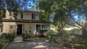 Furnished 3bdrm Townhouse / Terrace in The Court, Oyster Bay for rent