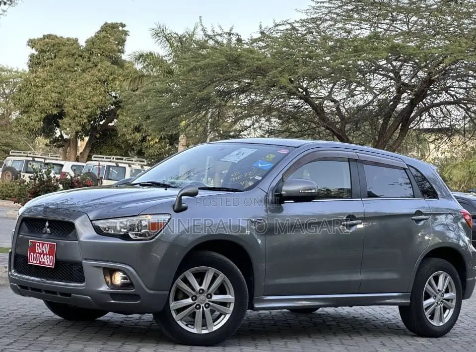 Mitsubishi RVR 2.0 2012 Gray