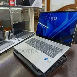 New Laptop HP Envy 17 16GB Intel Core I7 SSD 512GB