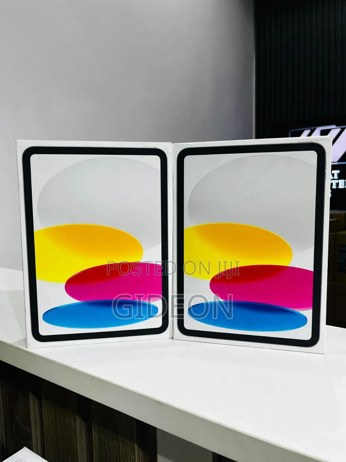 New Apple iPad (2025) 128 GB Gray