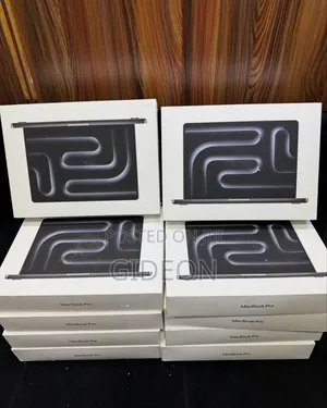 New Laptop Apple MacBook Pro 2024 M4 14-Inch 16GB Apple M4 SSD 512GB