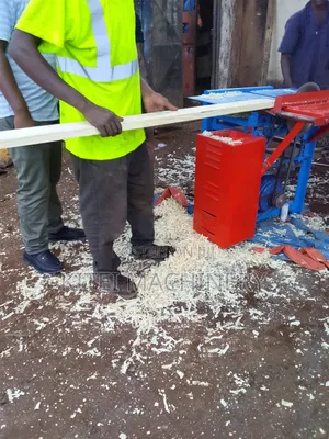 Mashine Ya Kuranda Kuchana Mbao