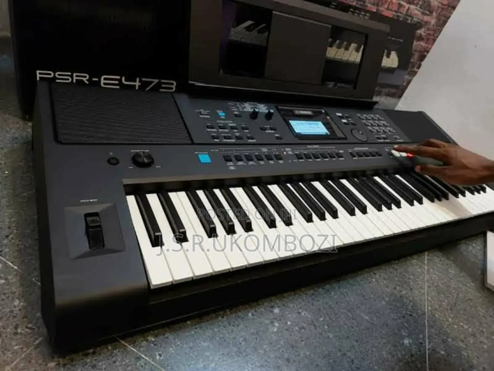 Yamaha PSR E-473