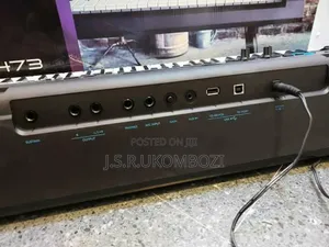 Yamaha PSR E-473