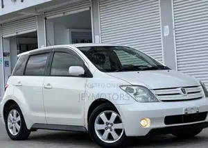 Toyota IST 2005 White