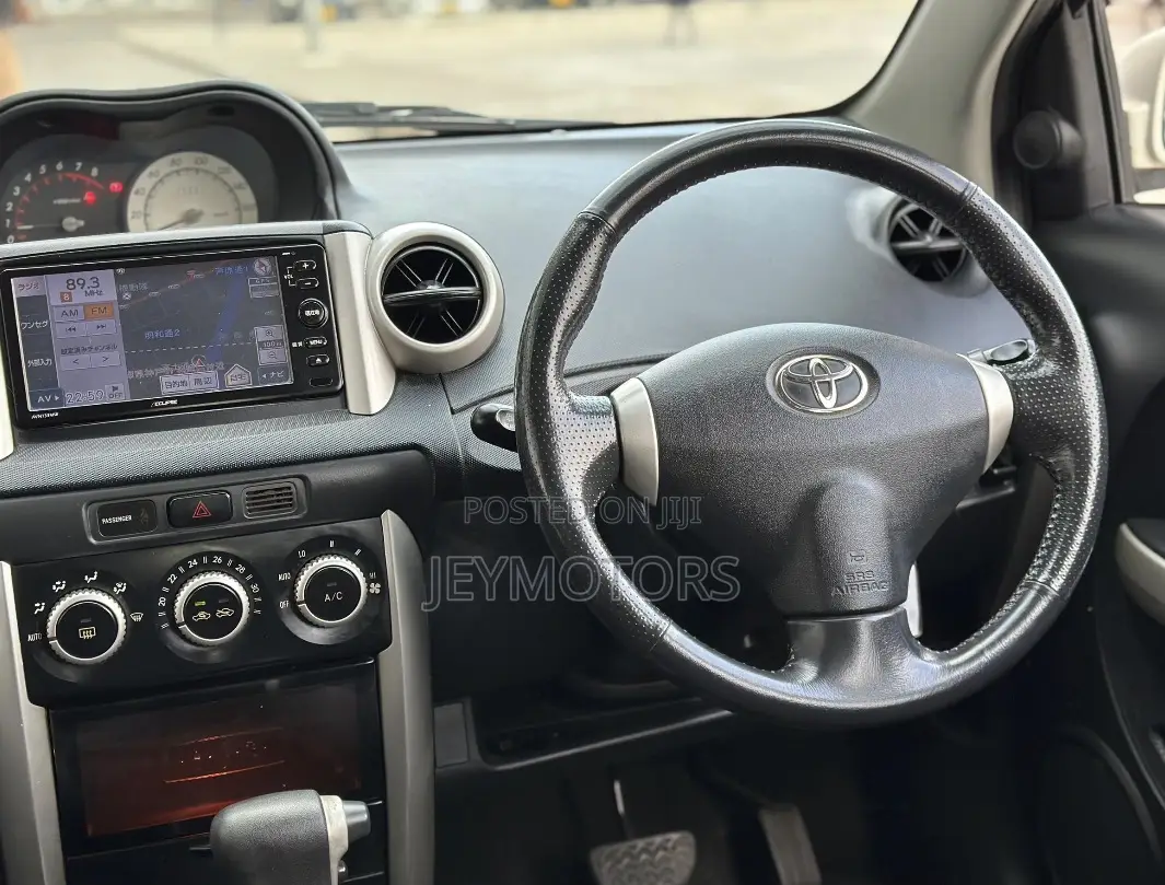 Toyota IST 2005 White