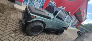 Suzuki Samurai 2007 Gray