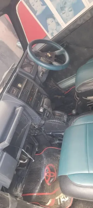 Suzuki Samurai 2007 Gray