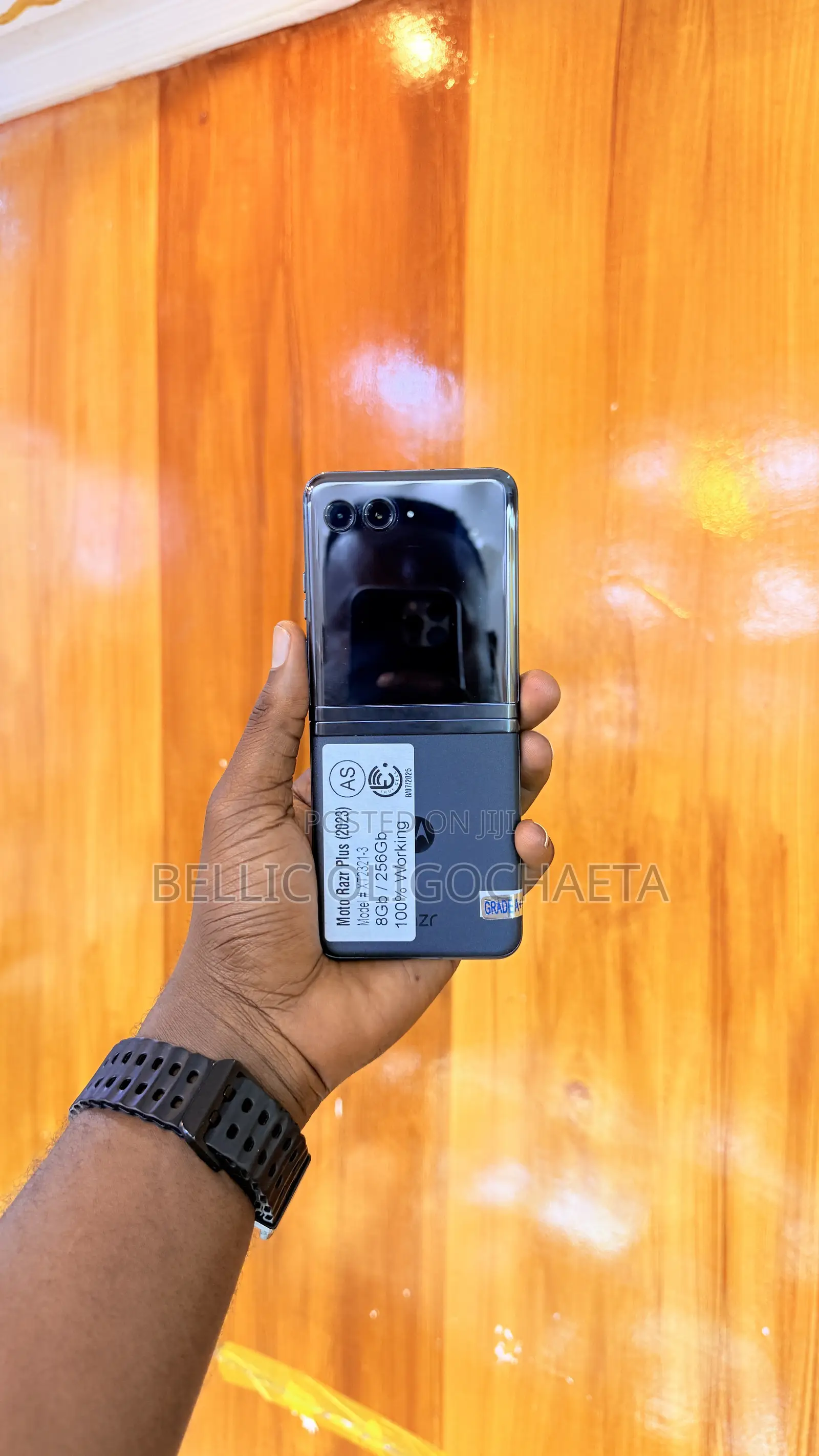 Motorola Razr (2023) 256 GB Black