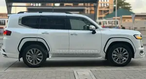 New Toyota Land Cruiser 2025 White